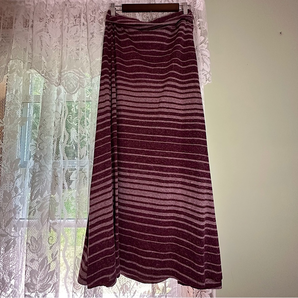 Mossimo Supply Co striped maxi skirt size Medium